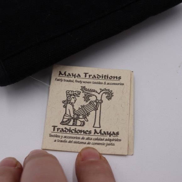 Maya Traditions Travel Wallet Aztec Print Hook Loop Closure Lots of Pockets - Picture 4 of 8